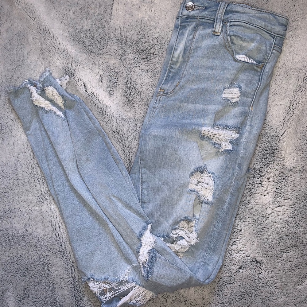 AE Distressed Jeans